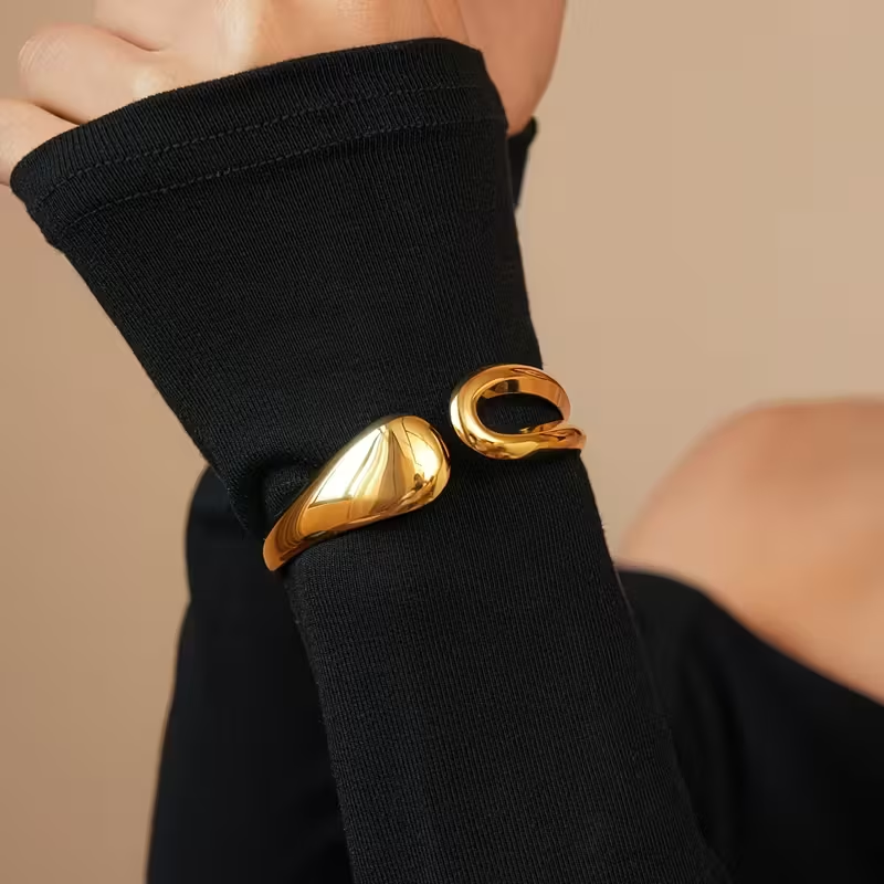 Adjustable Hollow Drop Bracelet